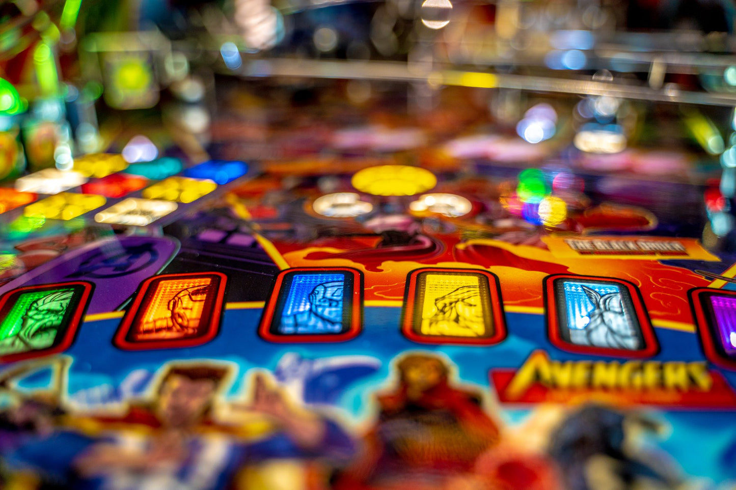 Avengers: Infinity Quest (Premium) Pinball Machine