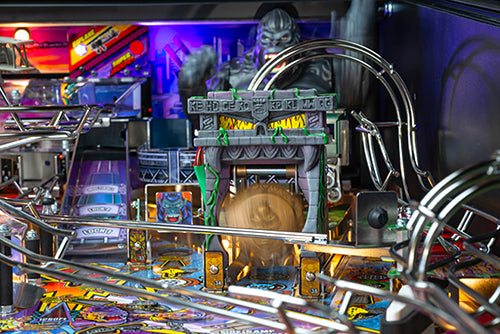 King Kong: Myth of Terror Island (Premium) Pinball Machine / PRE-ORDER DEPOSIT
