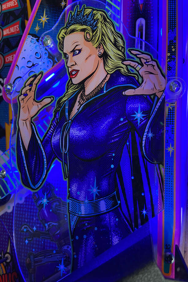 Galactic Tank Force (Signature Edition) Pinball Machine - NEW