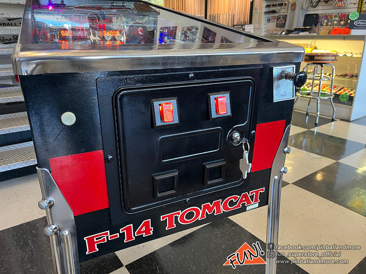F-14 Tomcat Pinball Machine