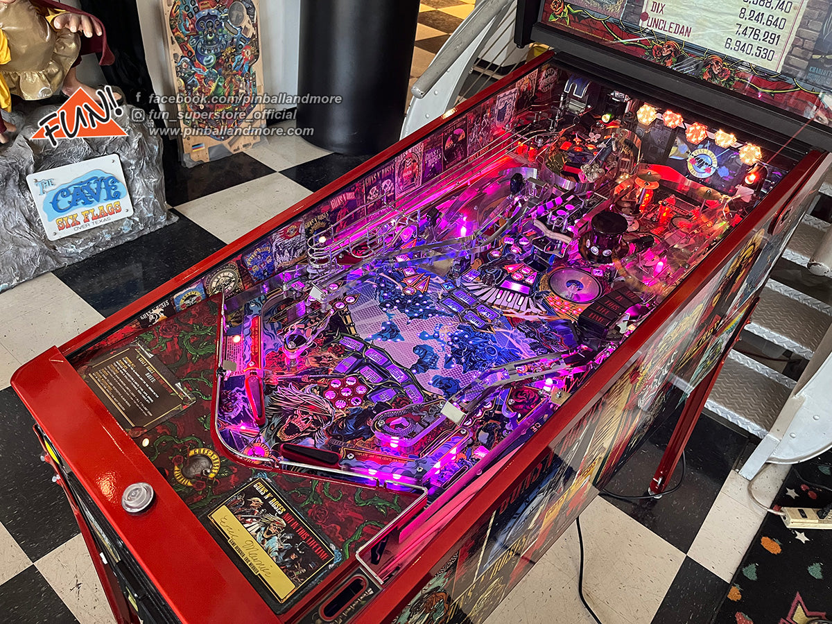 Guns N' Roses (Limited Edition #2714) Pinball Machine