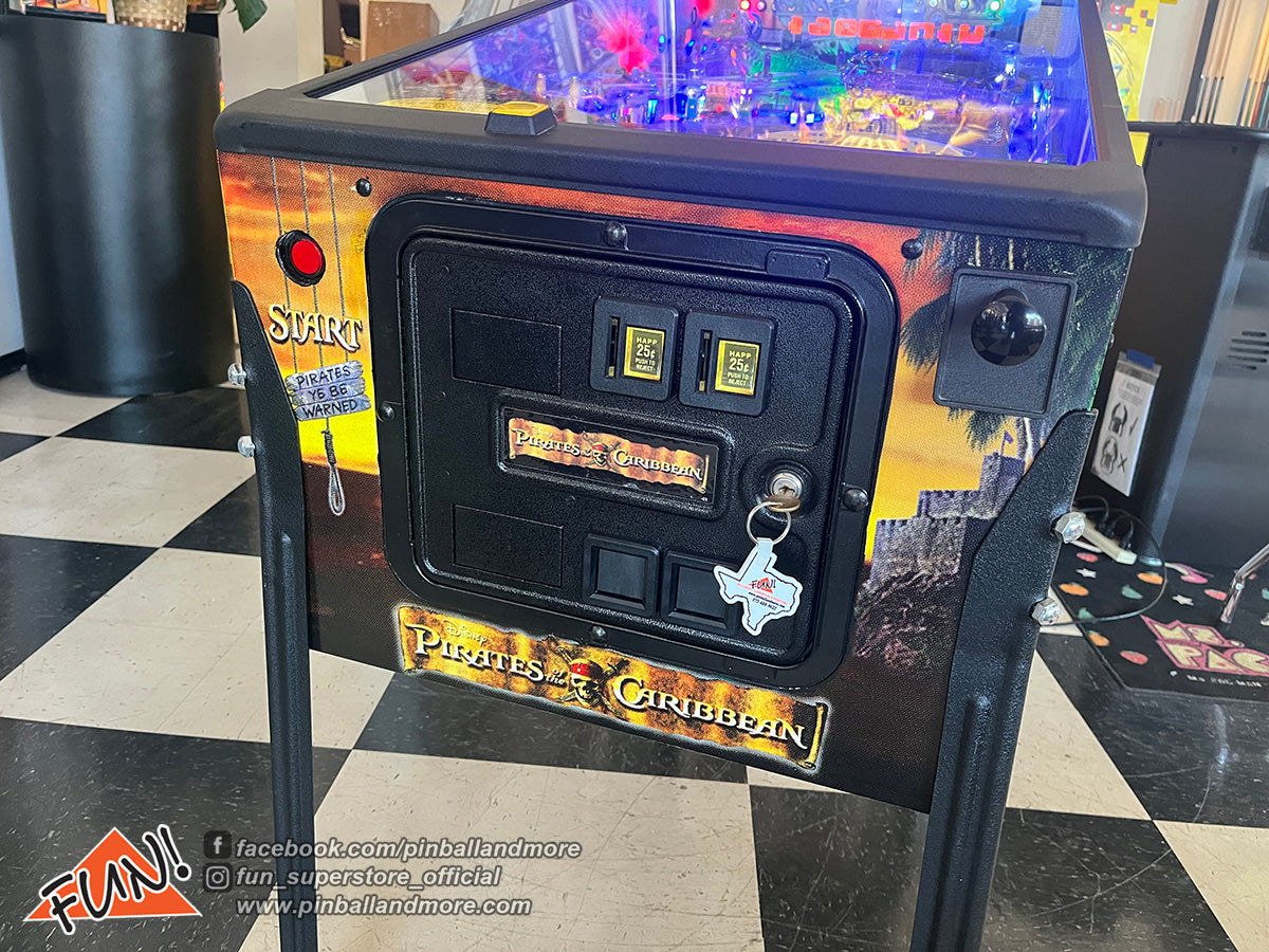 Pirates of the Caribbean Pinball Machine - HUO