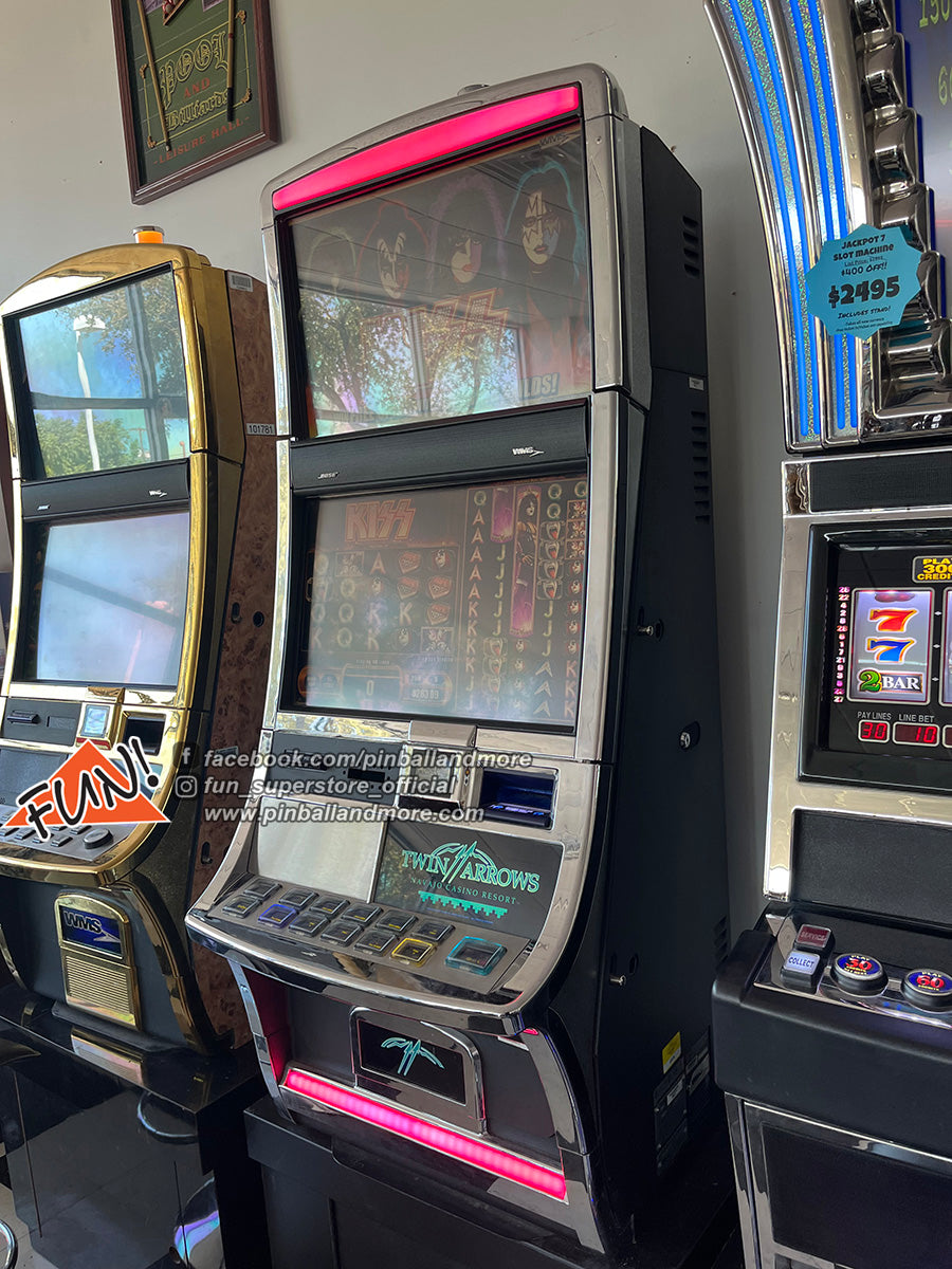 KISS Slot Machine w/Stand