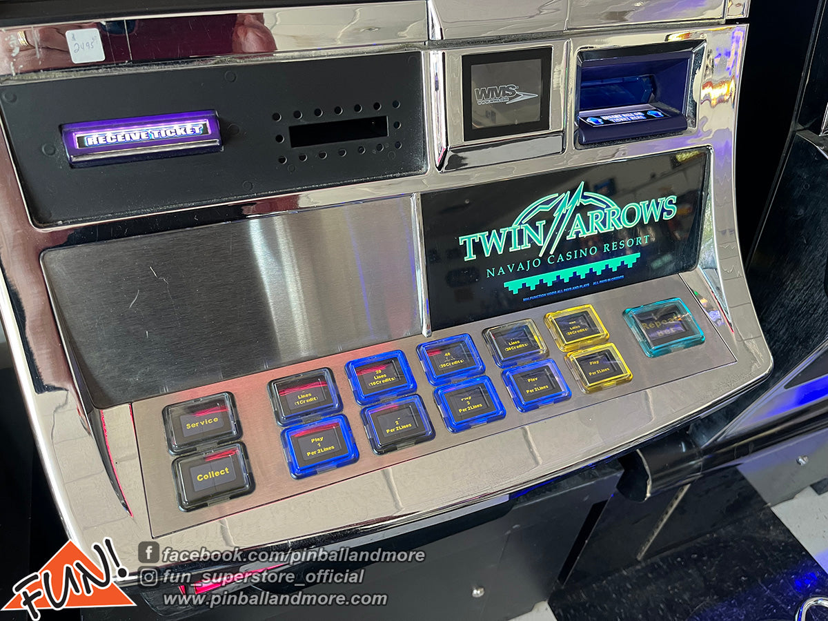 KISS Slot Machine w/Stand