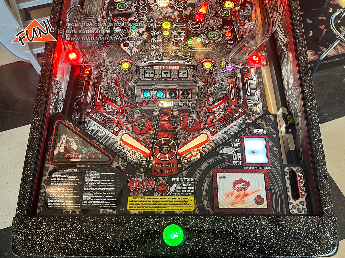 Elvira's House of Horrors (Blood Red Kiss Limited Edition #164) Pinball Machine w/Topper