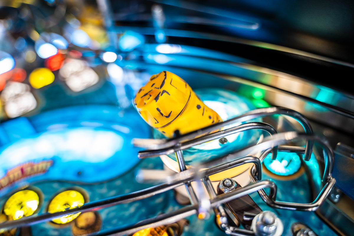 Jaws (Premium) Pinball Machine (PRE-ORDER)