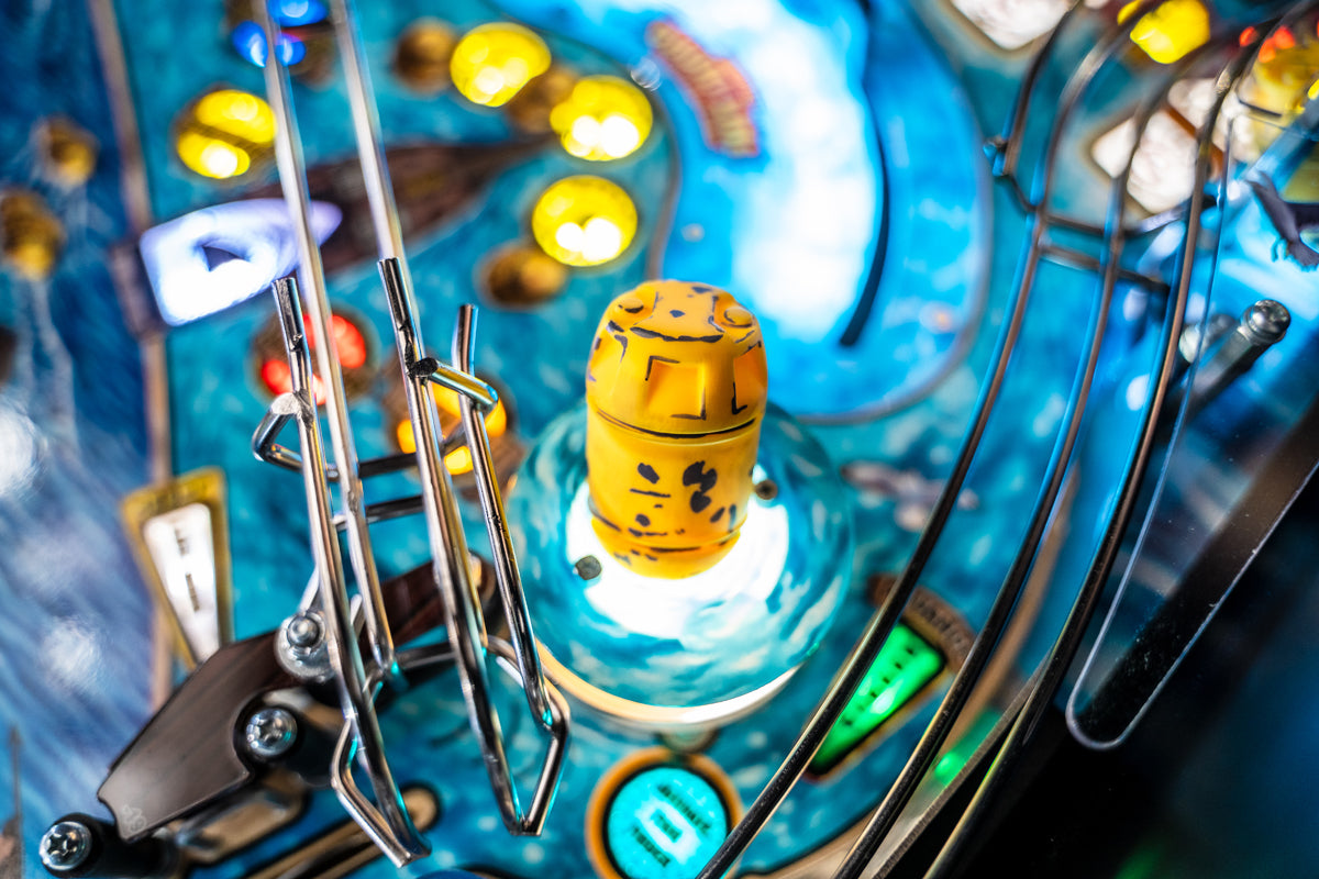 Jaws (Premium) Pinball Machine (PRE-ORDER)