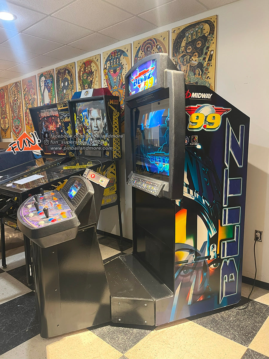 NFL Blitz 99 (Deluxe Cabinet) Arcade Game