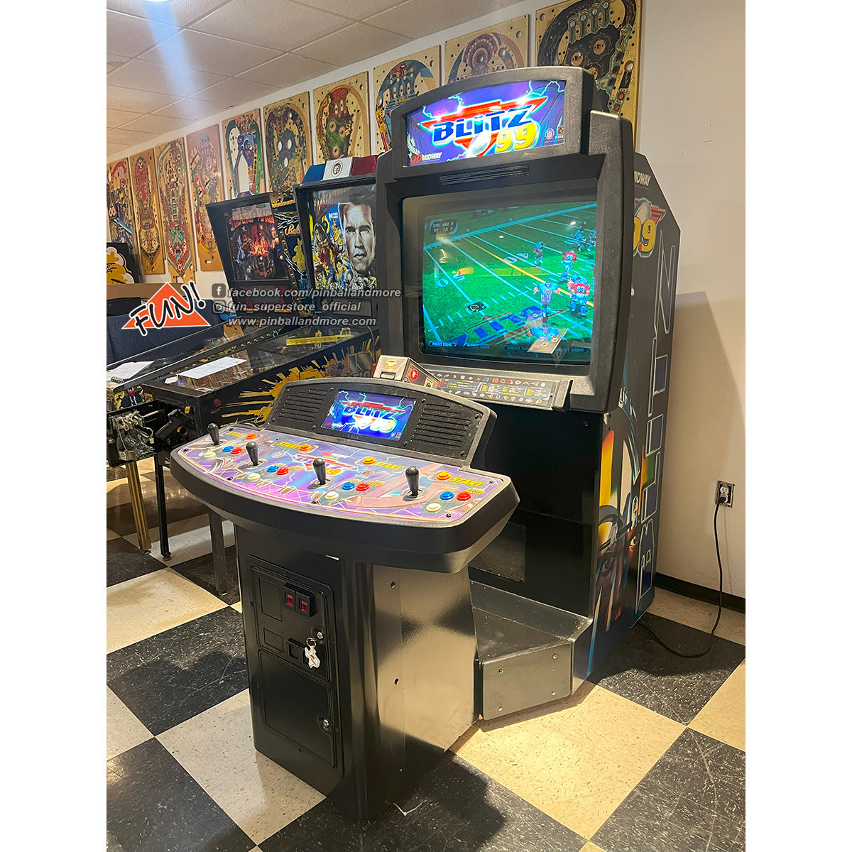 NFL Blitz 99 (Deluxe Cabinet) Arcade Game