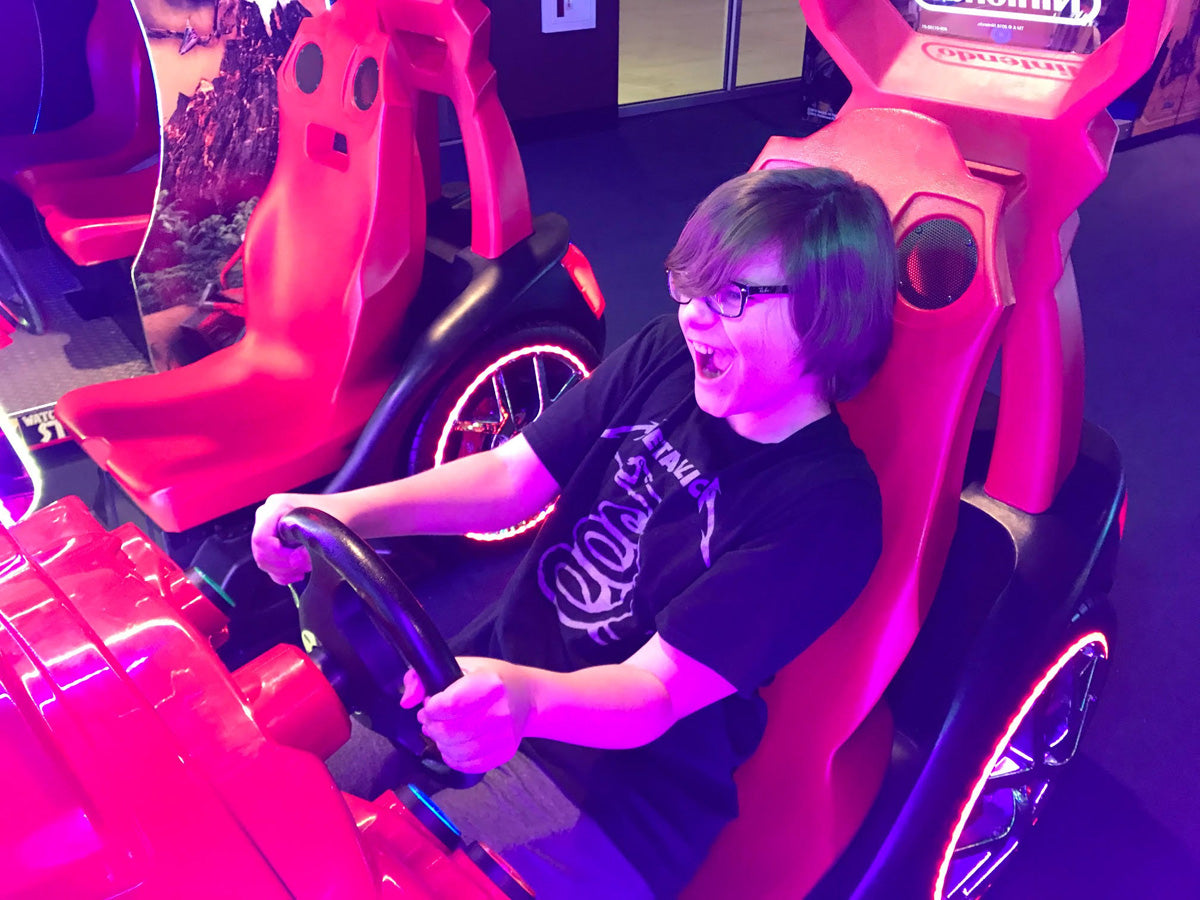 Cruis'n Blast Arcade Driving Game
