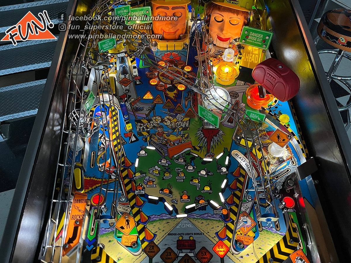 Red & Ted's Roadshow Pinball Machine