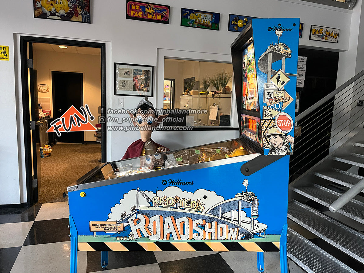 Red & Ted's Roadshow Pinball Machine