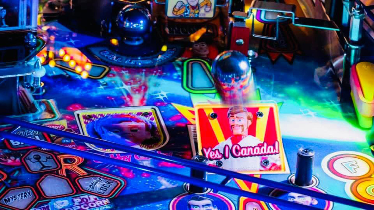 Toy Story 4 (Limited Edition) Pinball Machine - NEW