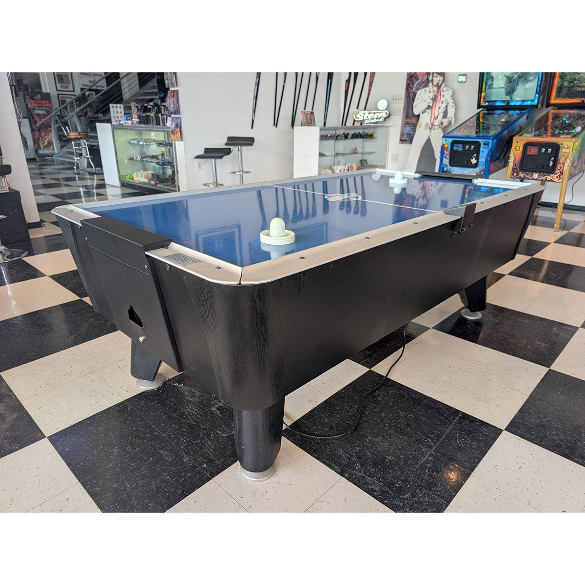 (Pre-Owned) 7ft Dynamo Pro Style Air Hockey Table
