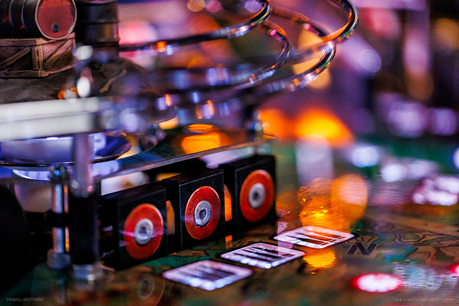 Predator Pinball Machine