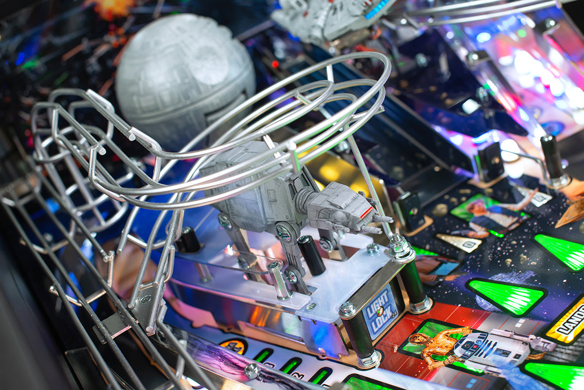 Star Wars: Fall of the Empire (Pro) Pinball Machine