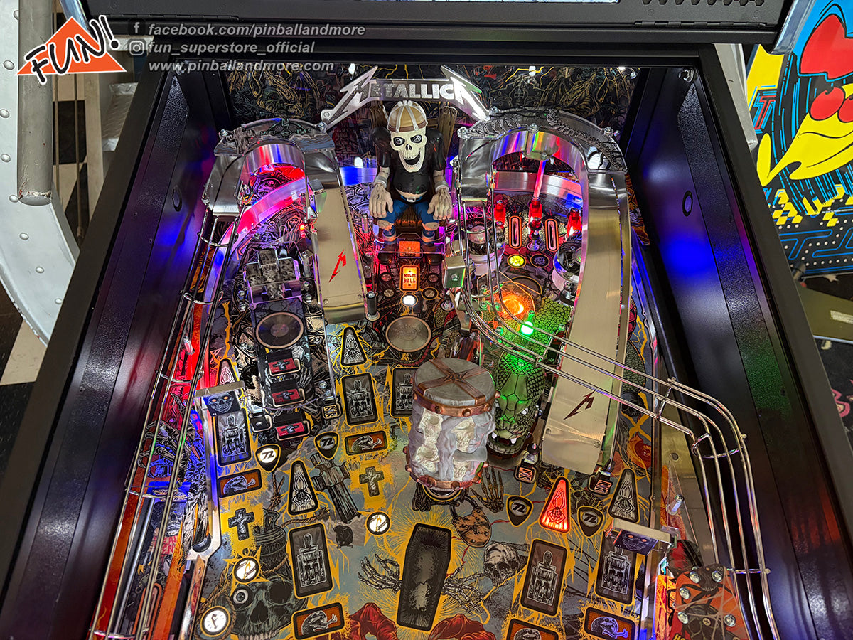 Metallica Remastered (Premium) Pinball Machine - SHOW DEMO MODEL