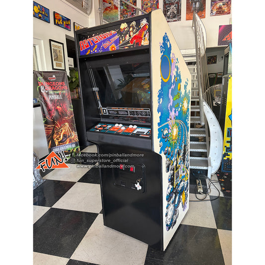 1981 Atari Asteroids Deluxe Arcade Game (Restored)