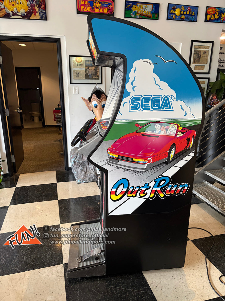 Out Run - Classic Racing Arcade Game - RESTORED