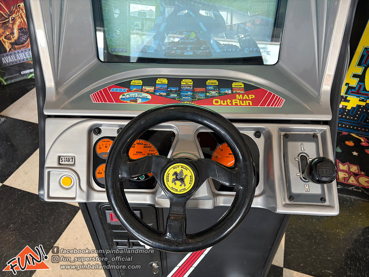 Out Run - Classic Racing Arcade Game - RESTORED