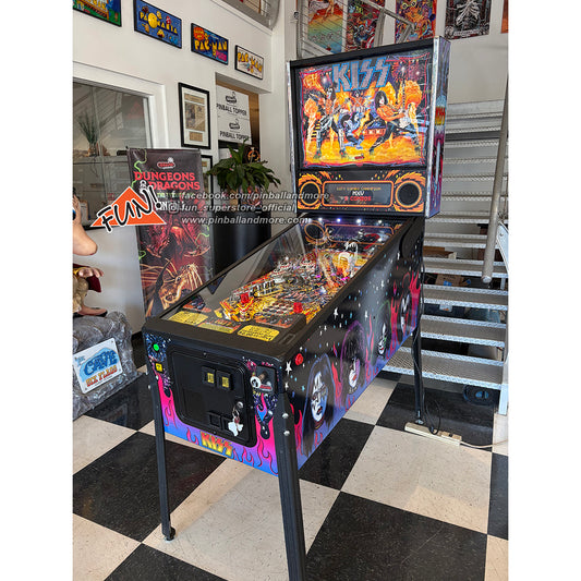 KISS (Pro) Pinball Machine w/extras!