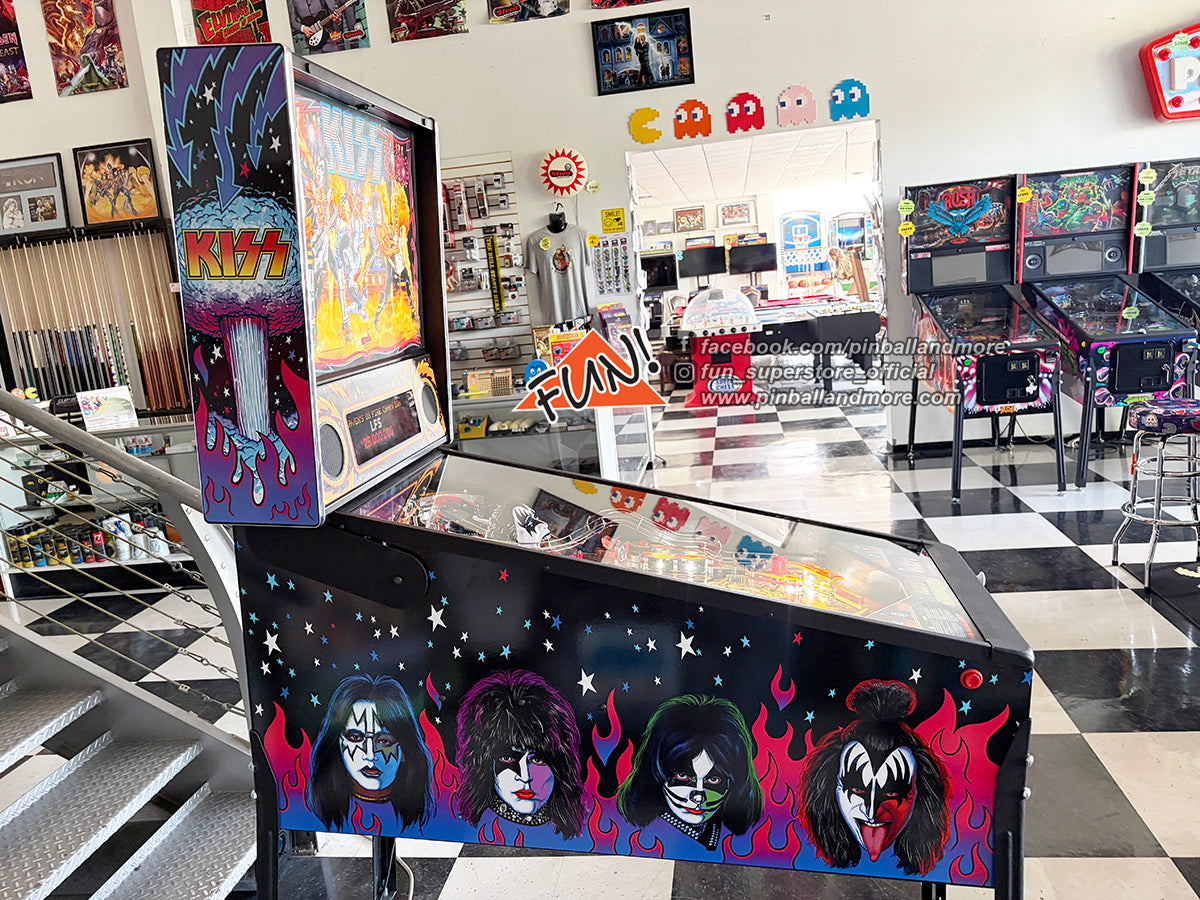 KISS (Pro) Pinball Machine w/extras!