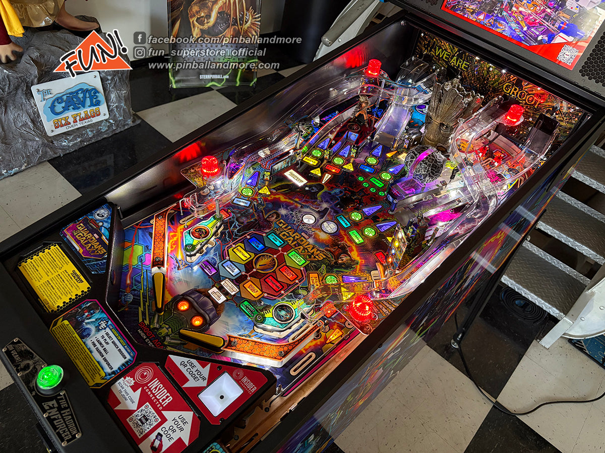 Guardians of the Galaxy (Pro) Pinball Machine - LIKE NEW!
