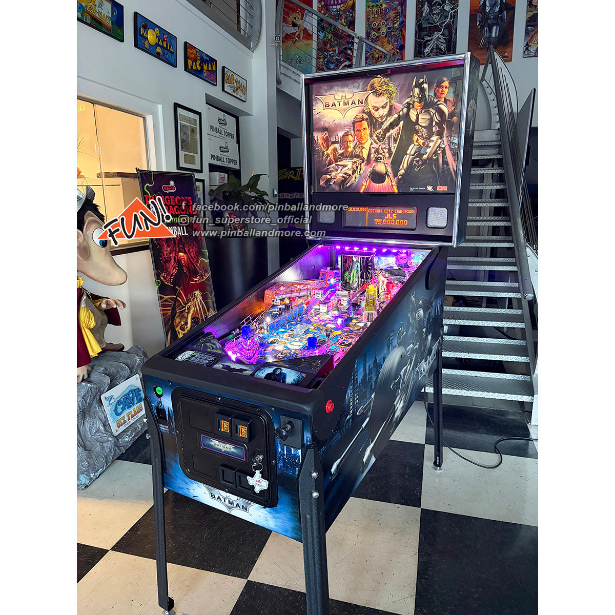 Batman: The Dark Knight Pinball Machine