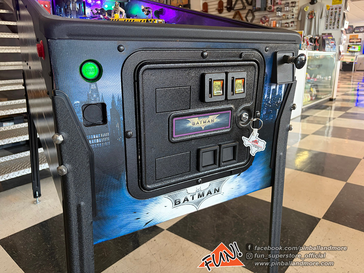 Batman: The Dark Knight Pinball Machine