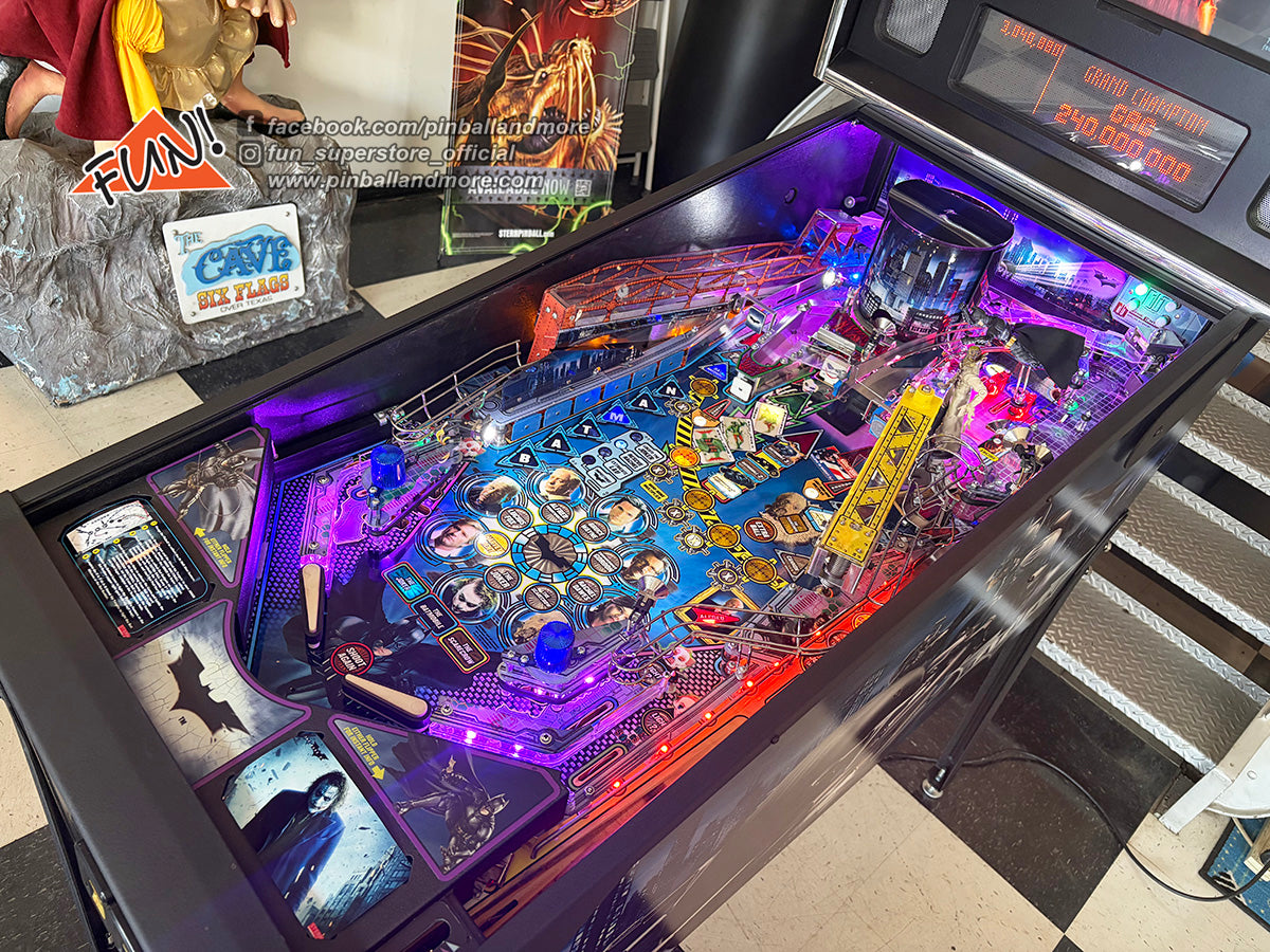 Batman: The Dark Knight Pinball Machine