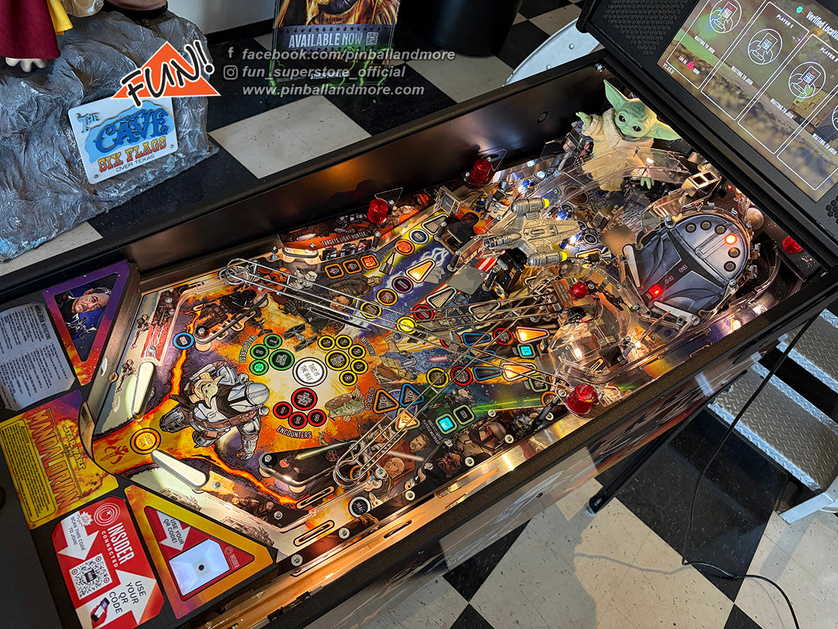 The Mandalorian (Premium) Pinball Machine - LIKE NEW!