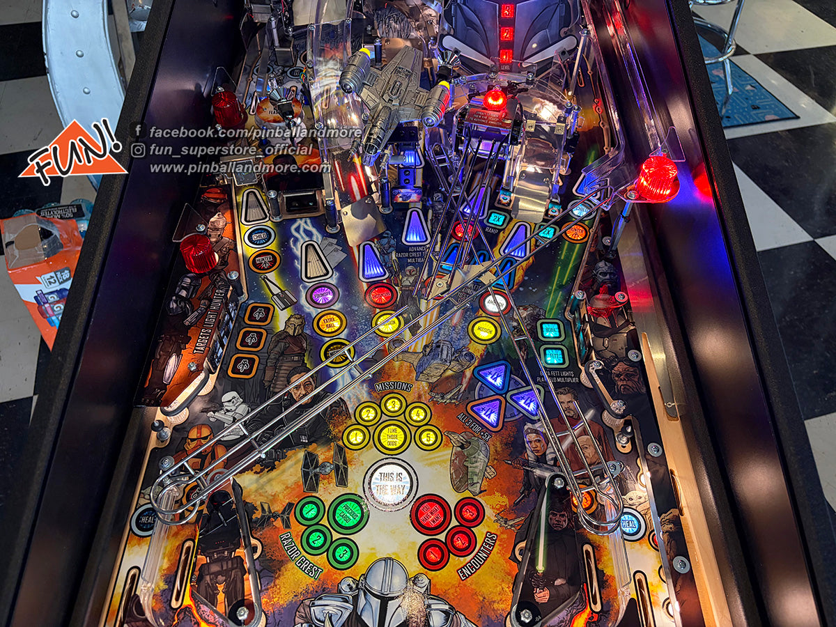 The Mandalorian (Premium) Pinball Machine - LIKE NEW!