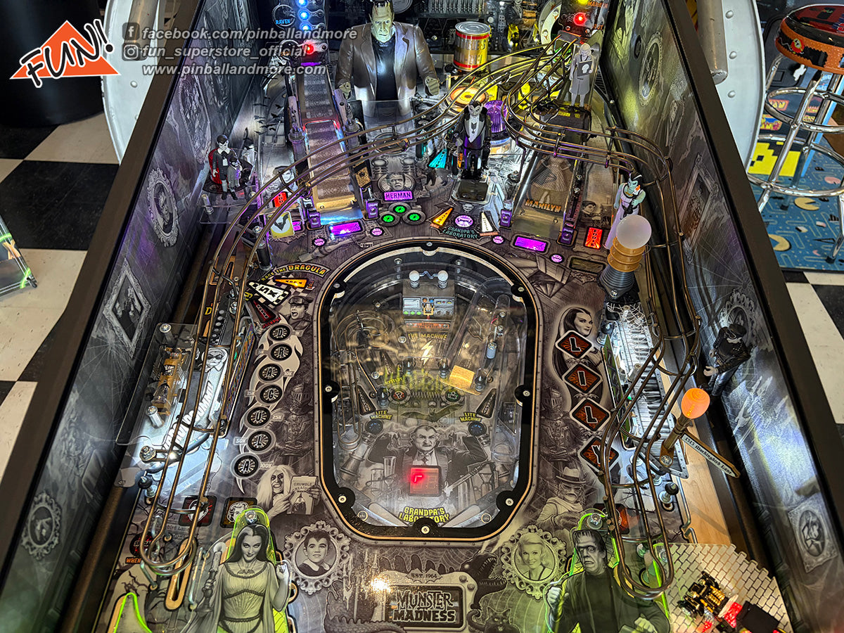 The Munsters B&W (Premium) Pinball Machine - AUTOGRAPHED!