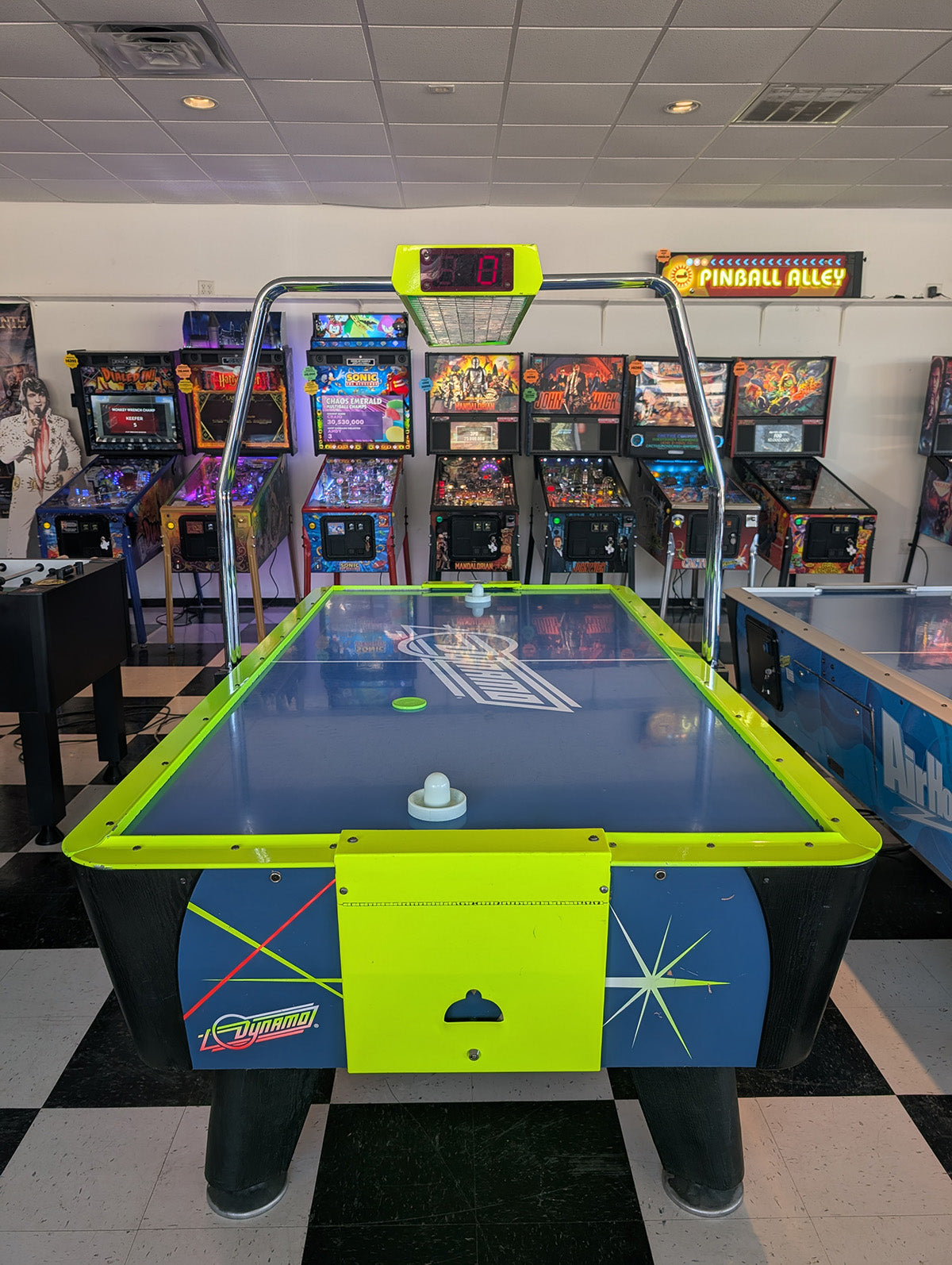 (Pre-Owned) 8ft Dynamo Hot Flash Air Hockey Table