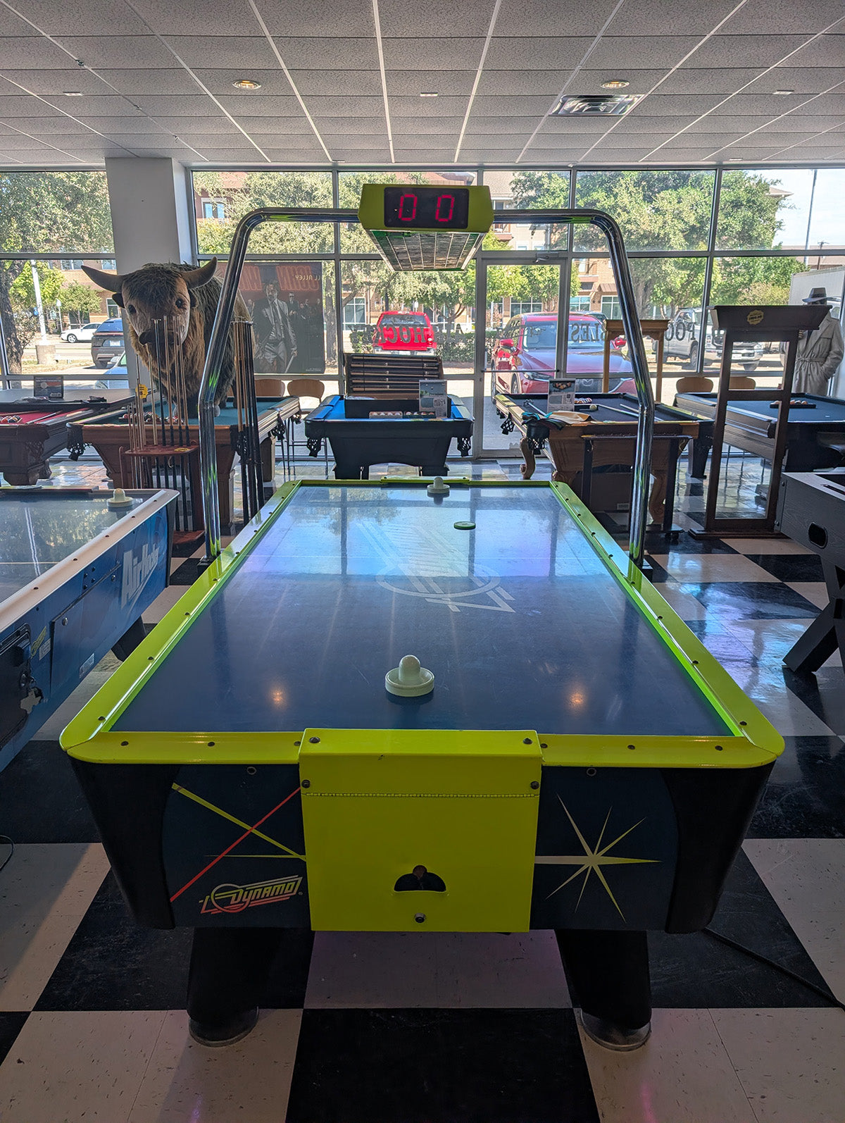 (Pre-Owned) 8ft Dynamo Hot Flash Air Hockey Table