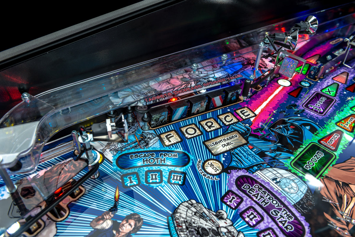 Star Wars (Pro) Comic Art Pinball Machine - FREE SHIPPING