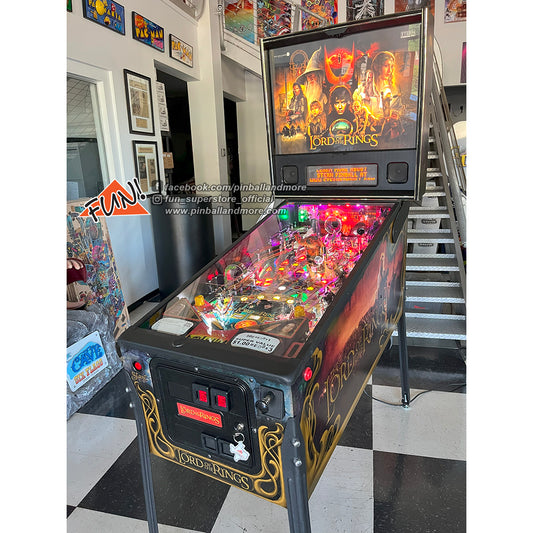 Lord of the Rings Pinball Machine